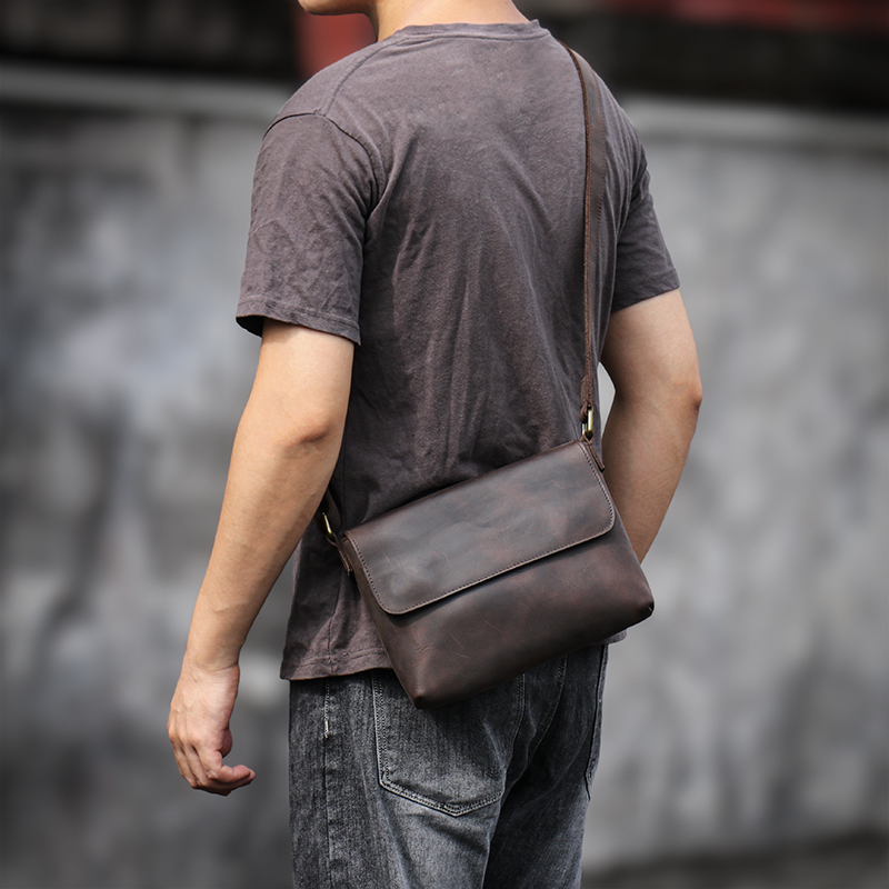 Guro กระเป๋าสะพายหนังแท้วินเทจ - Tablet Shoulder Bag บทวิจารณ์และราคา